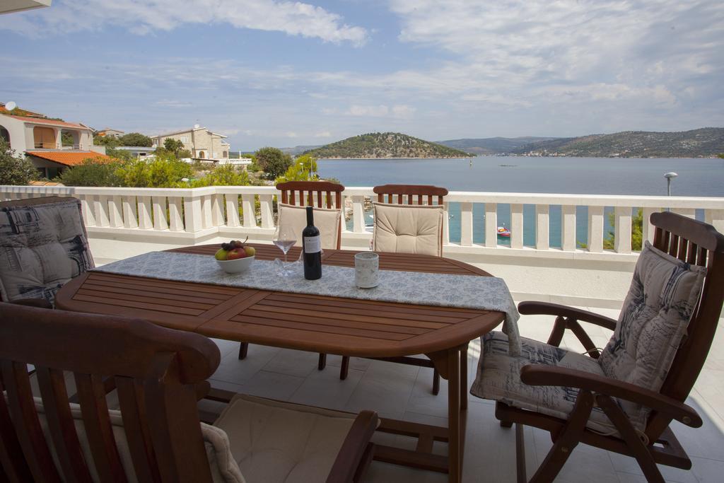 Villa Perun Ražanj Exteriér fotografie